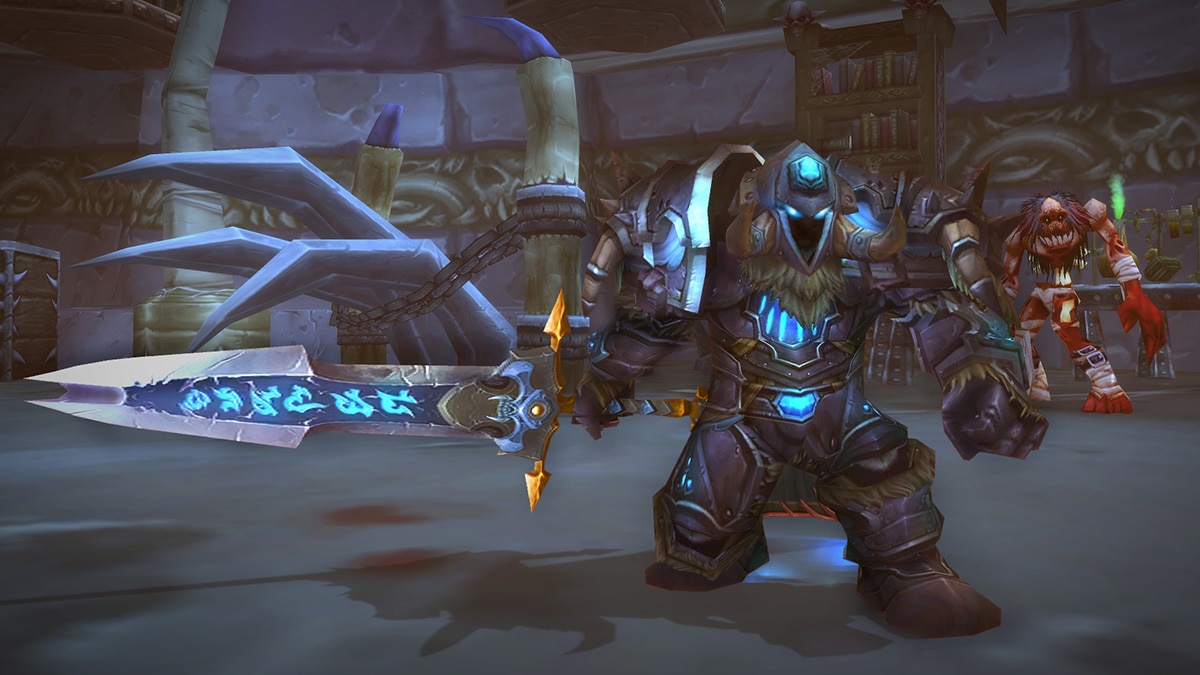 Un Death Knight con una spada ricoperta di rune, pronto al combattimento