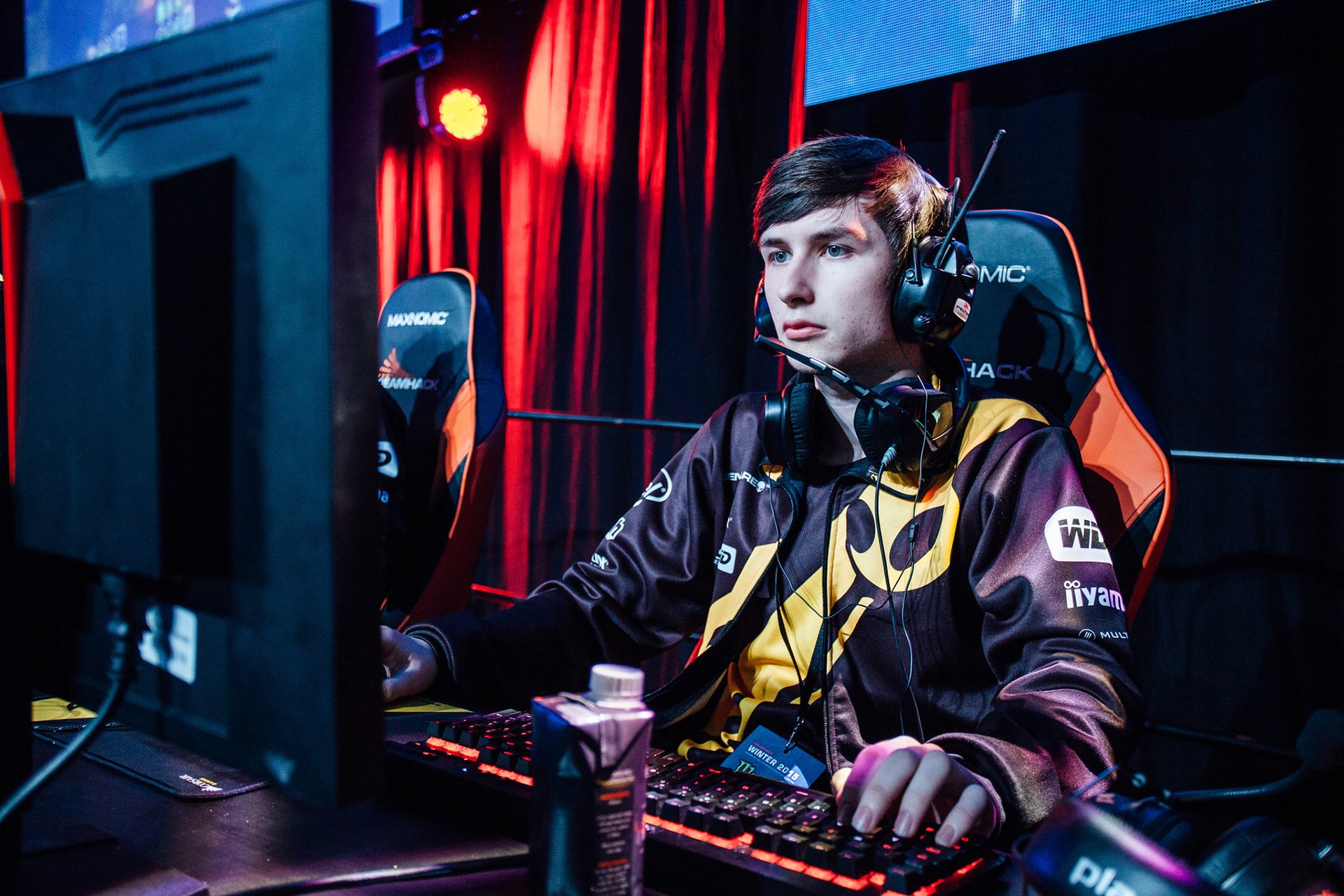 heroically flexible: greymane