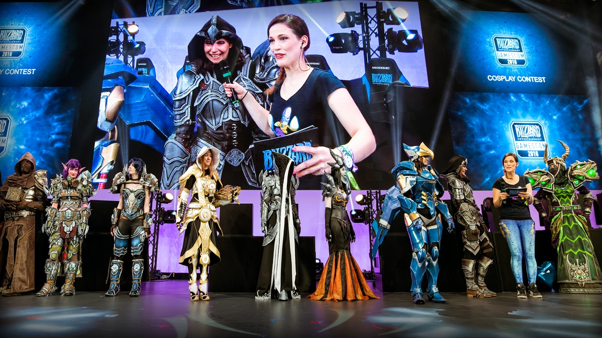 Конкурсы костюмов и танцев на gamescom 2017 — World of Warcraft — Новости  Blizzard